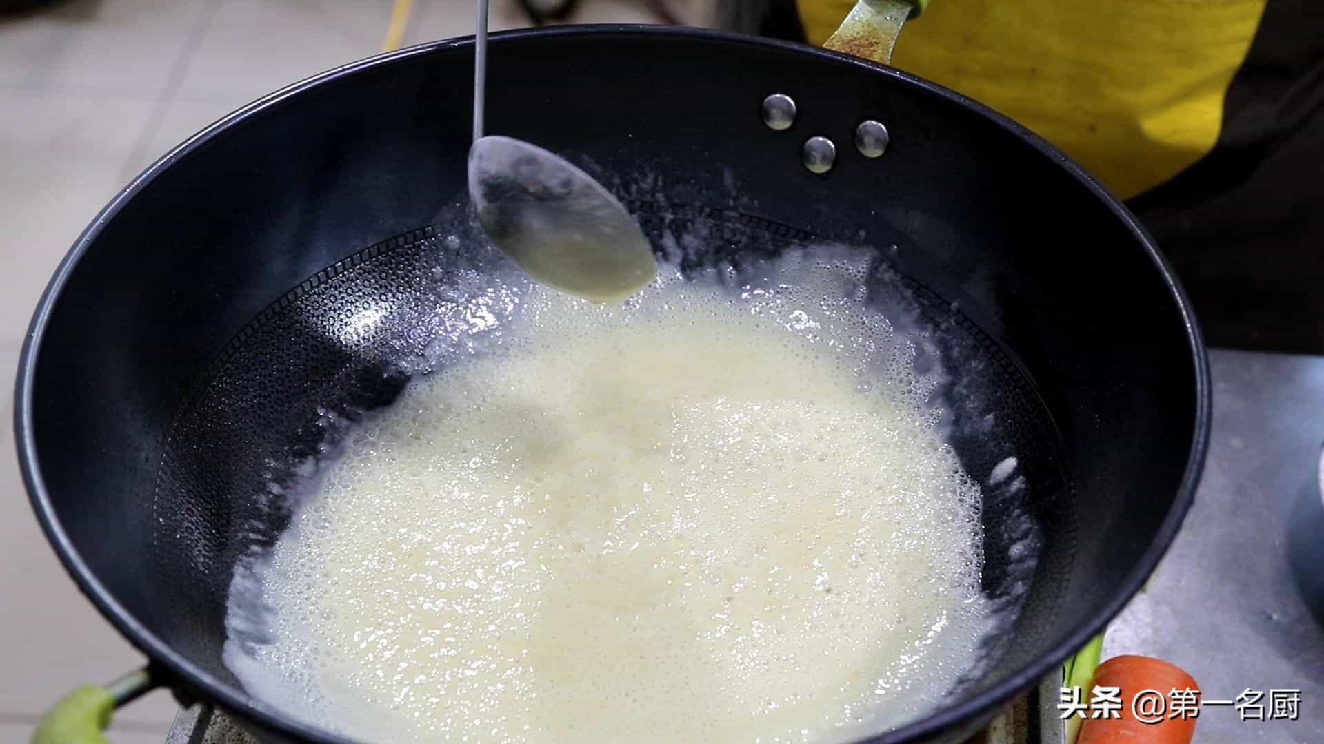 面粉最过瘾的5种做法,外酥里软,咬一口直掉渣,上桌就秒光 第2张 面粉最过瘾的5种做法,外酥里软,咬一口直掉渣,上桌就秒光 第2张