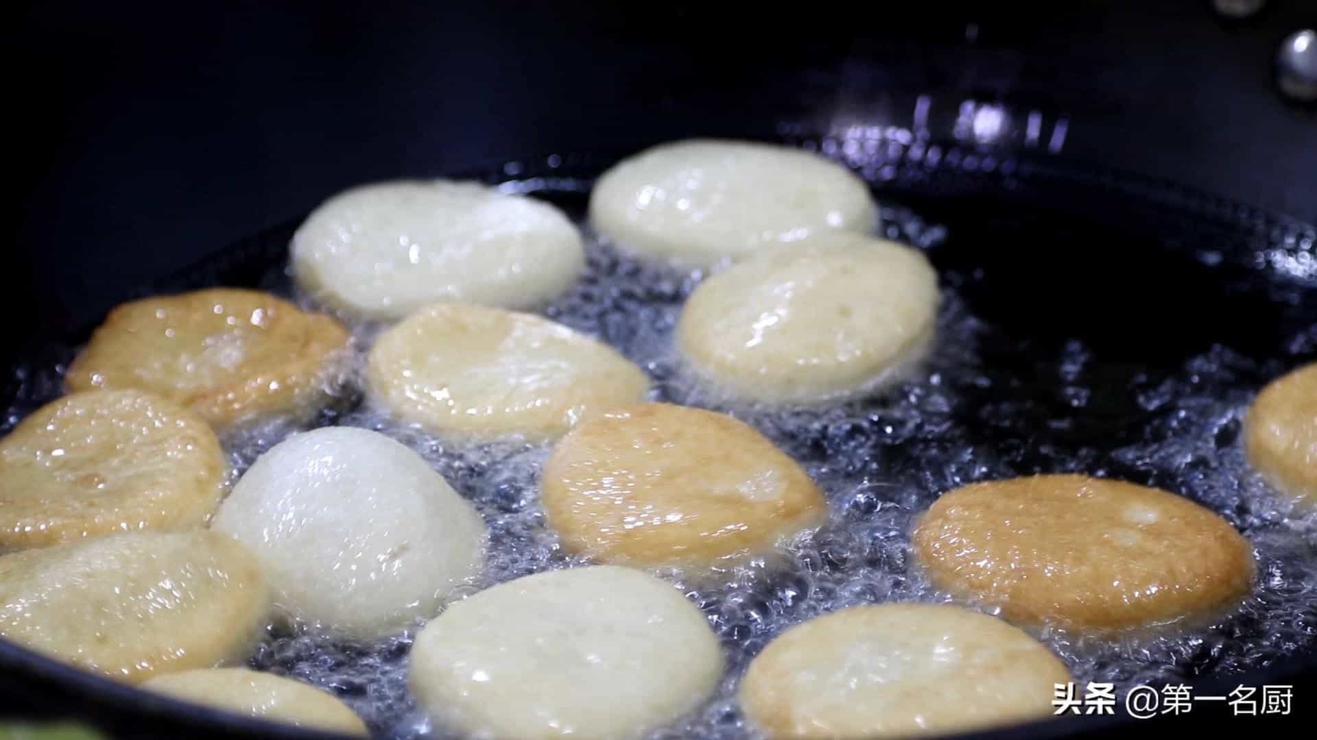 面粉最过瘾的5种做法,外酥里软,咬一口直掉渣,上桌就秒光 第29张 面粉最过瘾的5种做法,外酥里软,咬一口直掉渣,上桌就秒光 第29张