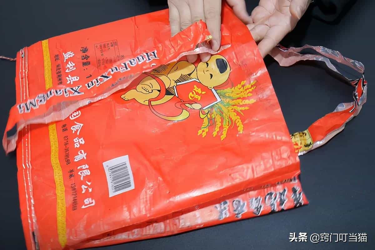 大米袋我从来不扔,简单改造一下,家家户户都用得到,省钱又实用9图 第6张 大米袋我从来不扔,简单改造一下,家家户户都用得到,省钱又实用9图 第6张