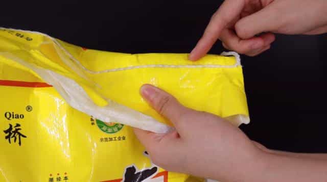 大米袋难打开_一句简单口诀,3秒打开大米袋,方法太好了 第1张 大米袋难打开_一句简单口诀,3秒打开大米袋,方法太好了 第1张