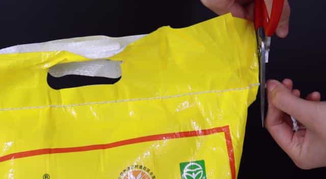 大米袋难打开_一句简单口诀,3秒打开大米袋,方法太好了 第4张 大米袋难打开_一句简单口诀,3秒打开大米袋,方法太好了 第4张