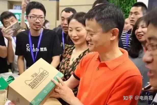 中国环保第一人,3小时狂卖1亿个生态纸箱,发明淀粉塑料袋 第28张 中国环保第一人,3小时狂卖1亿个生态纸箱,发明淀粉塑料袋 第28张