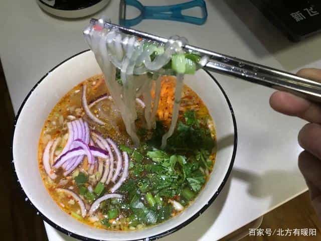 不放明矾,在家做土豆粉,外面吃一顿20元,我3块钱让自己解馋 第1张 不放明矾,在家做土豆粉,外面吃一顿20元,我3块钱让自己解馋 第1张