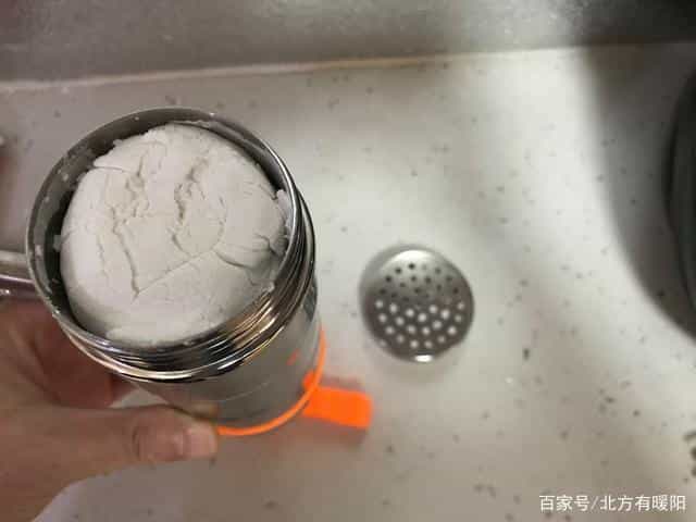 不放明矾,在家做土豆粉,外面吃一顿20元,我3块钱让自己解馋 第5张 不放明矾,在家做土豆粉,外面吃一顿20元,我3块钱让自己解馋 第5张
