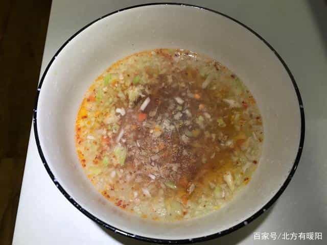 不放明矾,在家做土豆粉,外面吃一顿20元,我3块钱让自己解馋 第11张 不放明矾,在家做土豆粉,外面吃一顿20元,我3块钱让自己解馋 第11张