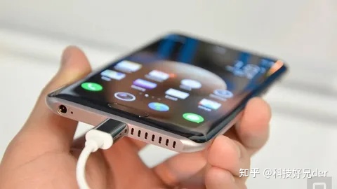 曲面屏这么垃圾,为什么小米这么喜欢用? 第13张 曲面屏这么垃圾,为什么小米这么喜欢用? 第13张