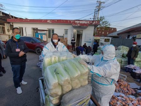 顺义高丽营镇爱心商户捐赠 1万个馒头和3万元果蔬送给村民 第2张 顺义高丽营镇爱心商户捐赠 1万个馒头和3万元果蔬送给村民 第2张