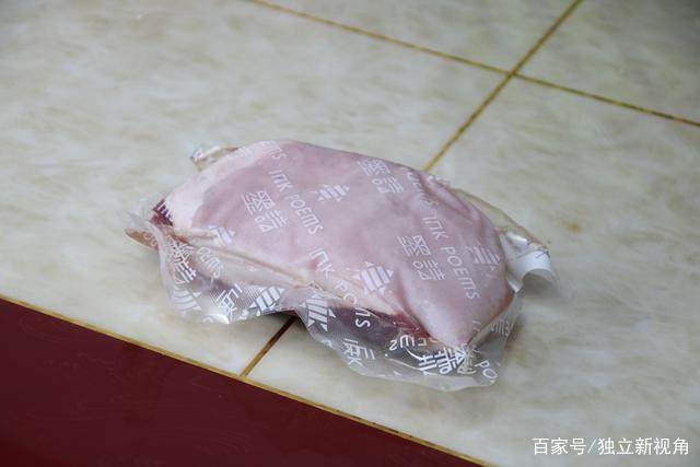 你没听错小米也开始卖猪肉了,网友调侃:这是要跟紧网易猪场步伐 第12张 你没听错小米也开始卖猪肉了,网友调侃:这是要跟紧网易猪场步伐 第12张